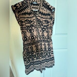 Slightly used half button up beautiful patterned summer dress size s for women.